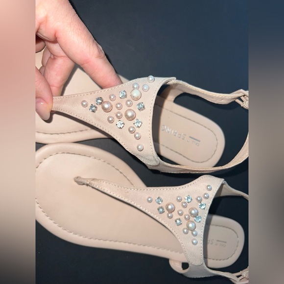 Sandals - Picture 3 of 5